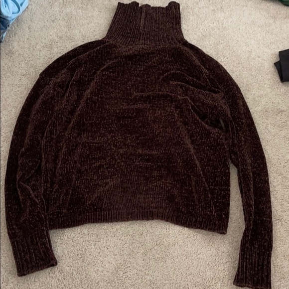 Brown sweater from forever 21 - Picture 3 of 3